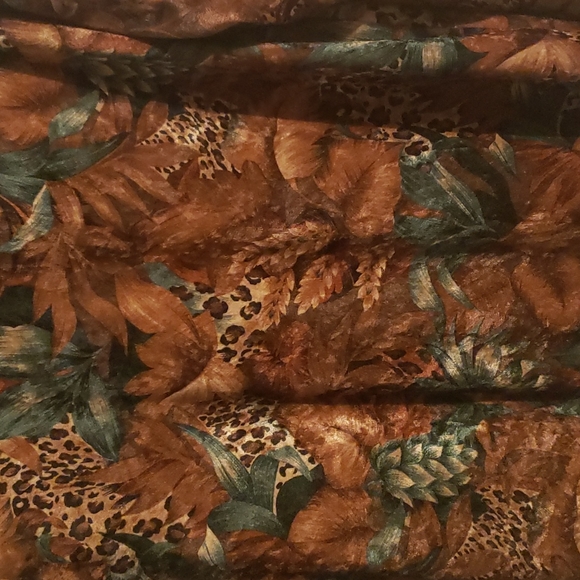 Animal jungle print long sleeve top large - Picture 5 of 6